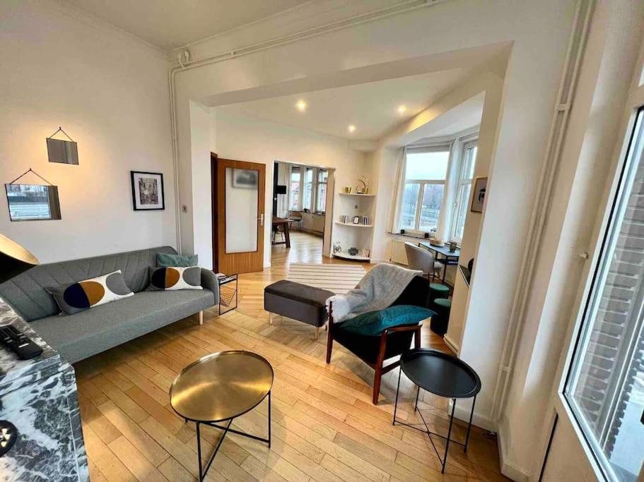 Bellevue - Grand Appartement Pour 5 Sur Les Quais De La Meuse Liège Eksteriør bilde