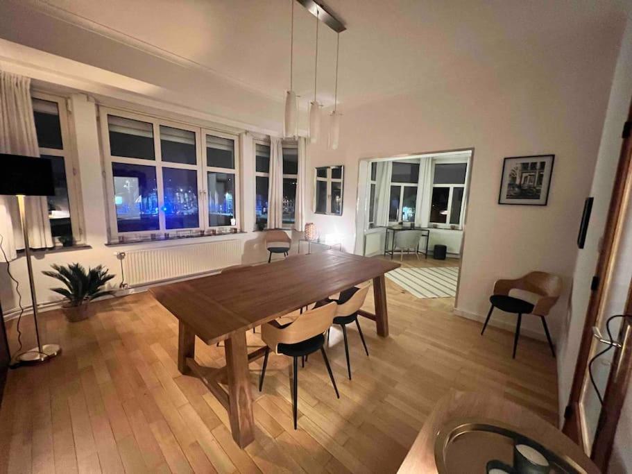 Bellevue - Grand Appartement Pour 5 Sur Les Quais De La Meuse Liège Eksteriør bilde