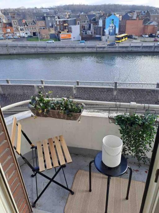 Bellevue - Grand Appartement Pour 5 Sur Les Quais De La Meuse Liège Eksteriør bilde