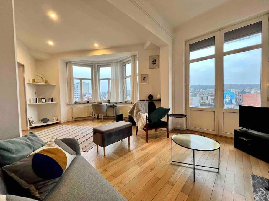 Bellevue - Grand Appartement Pour 5 Sur Les Quais De La Meuse Liège Eksteriør bilde