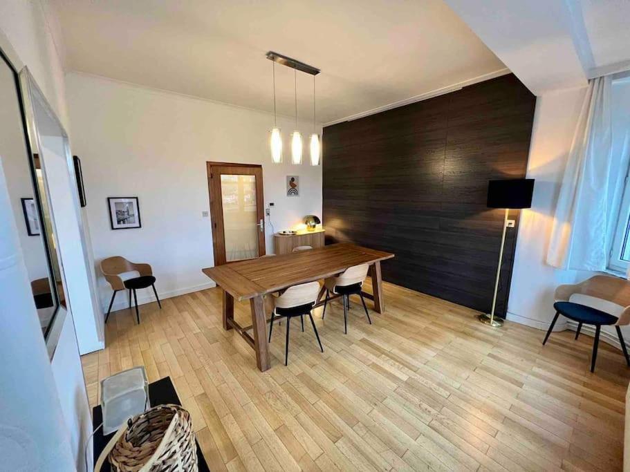 Bellevue - Grand Appartement Pour 5 Sur Les Quais De La Meuse Liège Eksteriør bilde